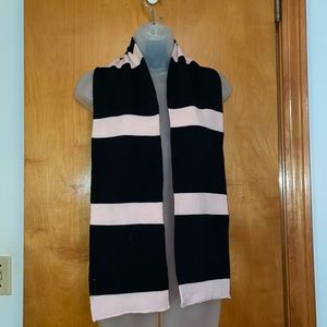 Black and pink knitted wide knit scarf